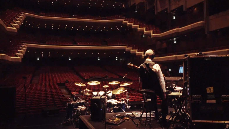 In the Court of the Crimson King: King Crimson at 50 screenshot 1