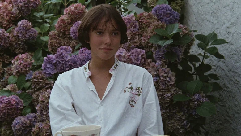 Pauline at the Beach screenshot 7