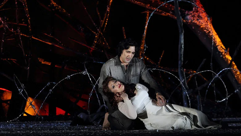 Royal Opera House: Il Trovatore screenshot 5