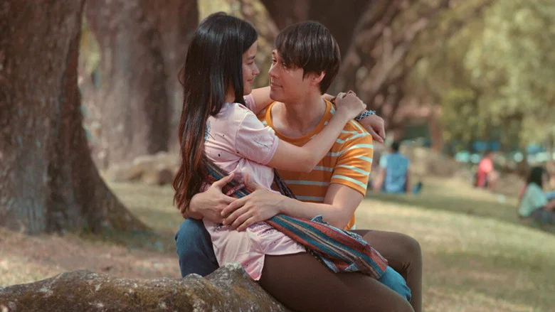 Alone/Together screenshot 3