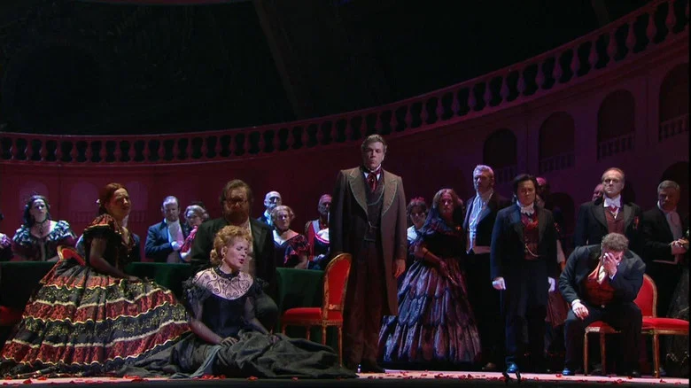 Royal Opera House: La Traviata screenshot 2
