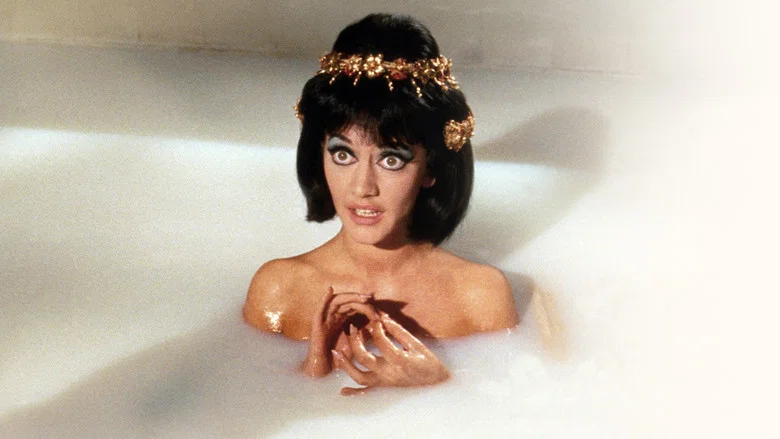 Carry On Cleo screenshot 3