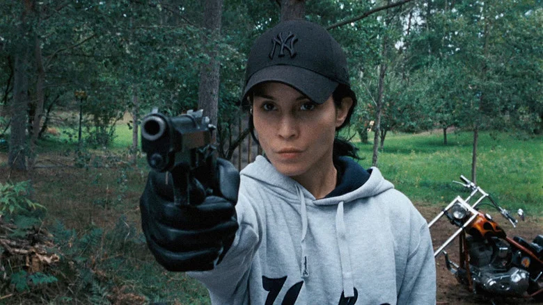 The Girl Who Played with Fire screenshot 2