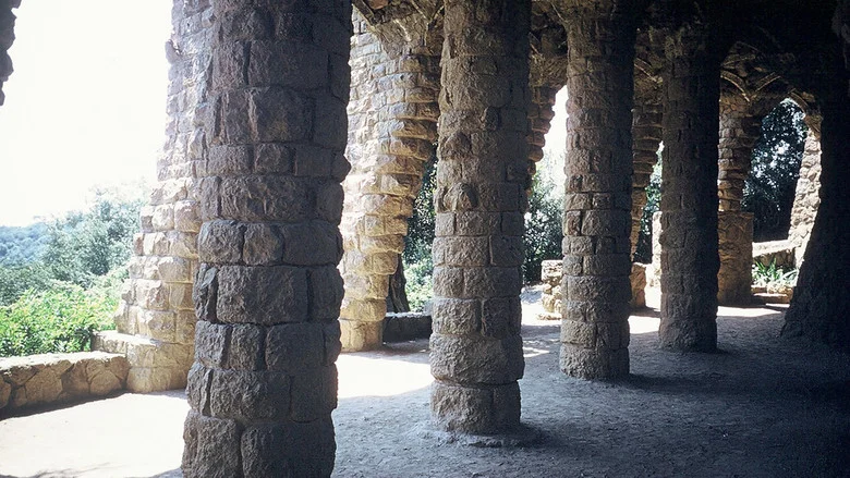 Antonio Gaudí screenshot 3