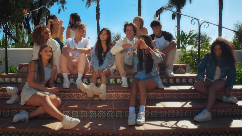 Now United - Love, Love, Love (A Musical) screenshot 1