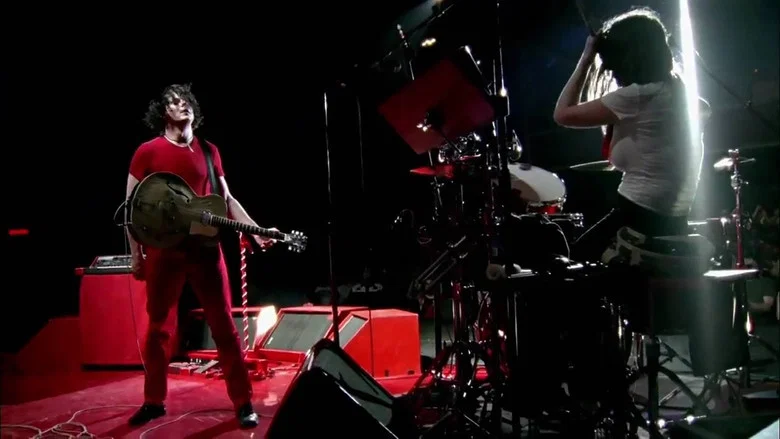 The White Stripes: Under Great White Northern Lights screenshot 1