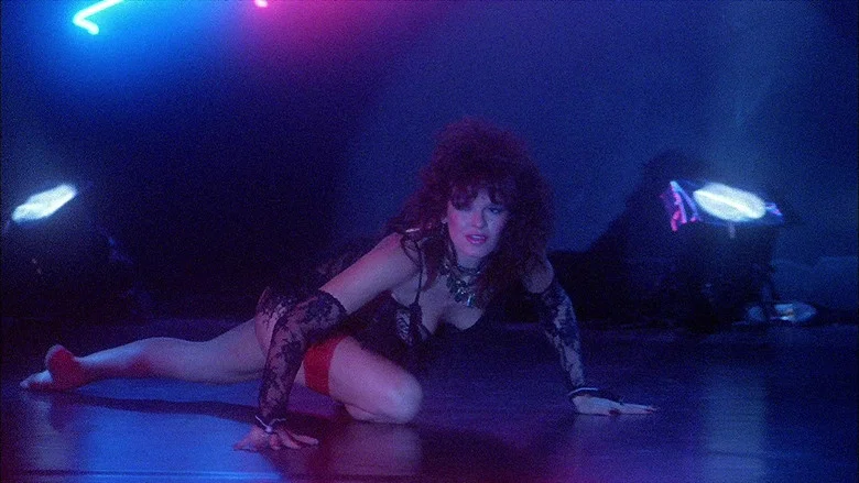 Stripped to Kill screenshot 2