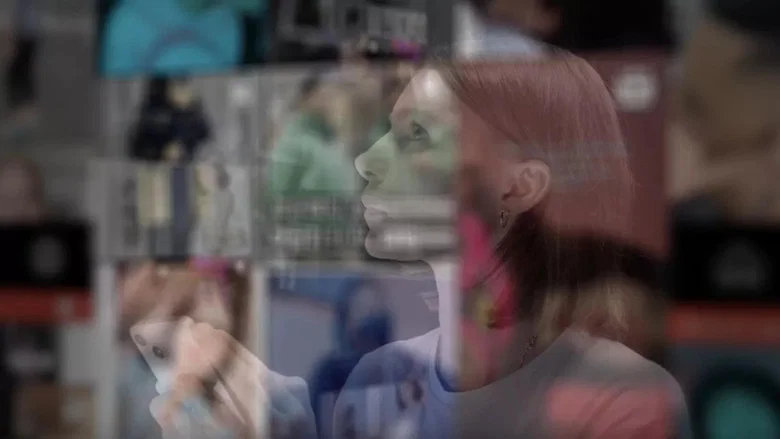 The Social Trap: 5 Women vs The Big 5 screenshot 5