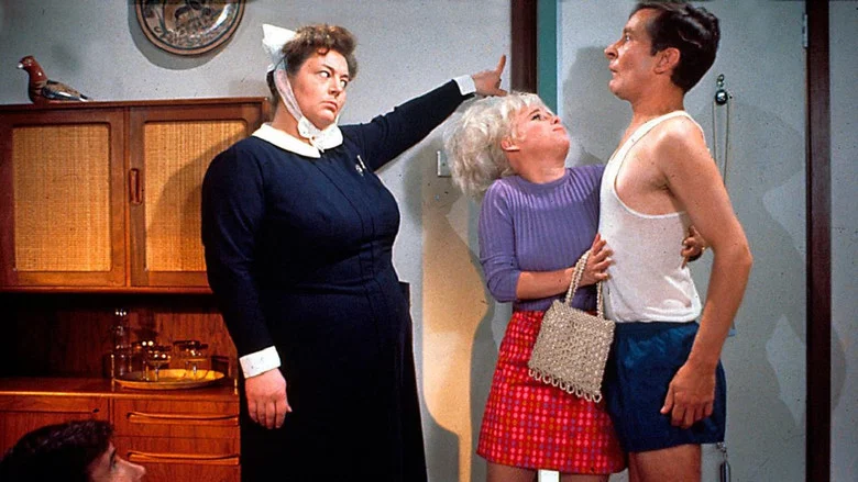 Carry On Matron screenshot 2