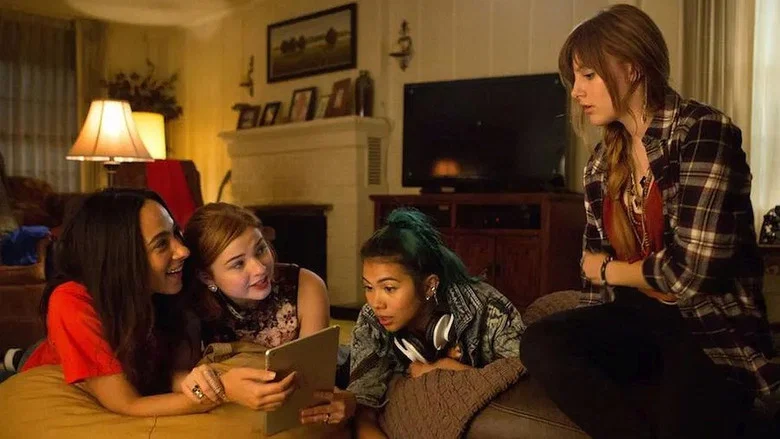 Jem and the Holograms screenshot 6