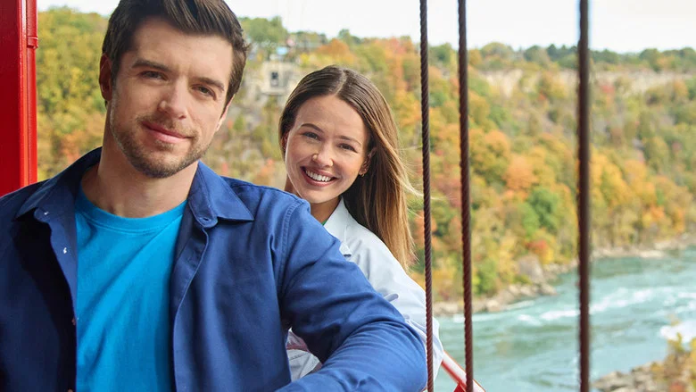 Falling in Love in Niagara screenshot 6