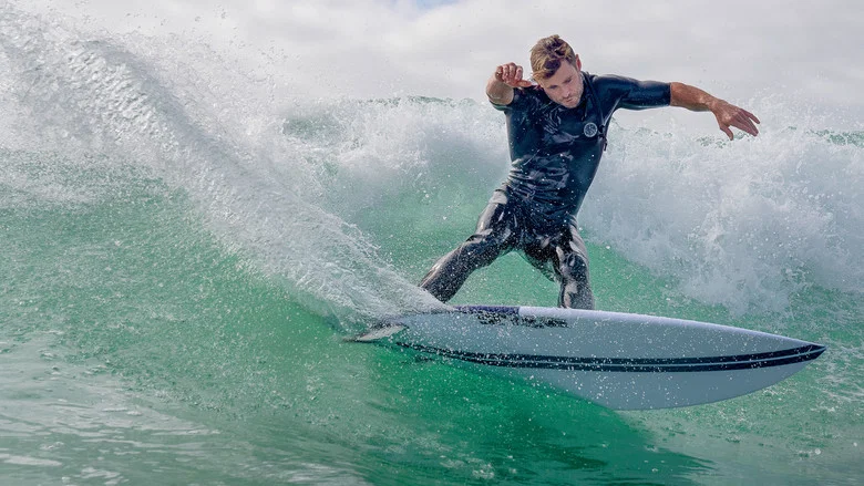 Shark Beach with Chris Hemsworth screenshot 3