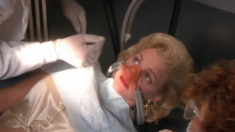 The Dentist screenshot 4