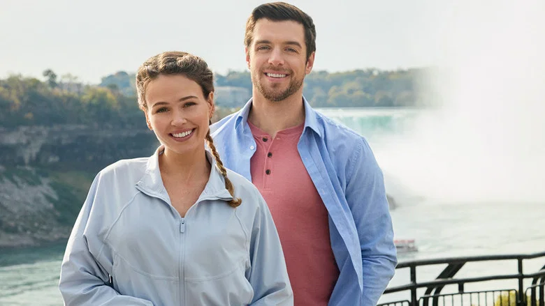 Falling in Love in Niagara screenshot 5