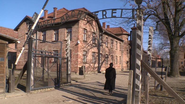 Requiem for Auschwitz - the film screenshot 1
