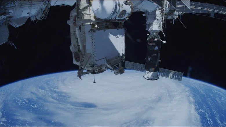 2025: The Year from Space screenshot 3