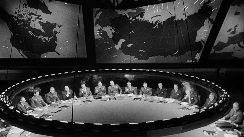Dr. Strangelove or: How I Learned to Stop Worrying and Love the Bomb screenshot 1