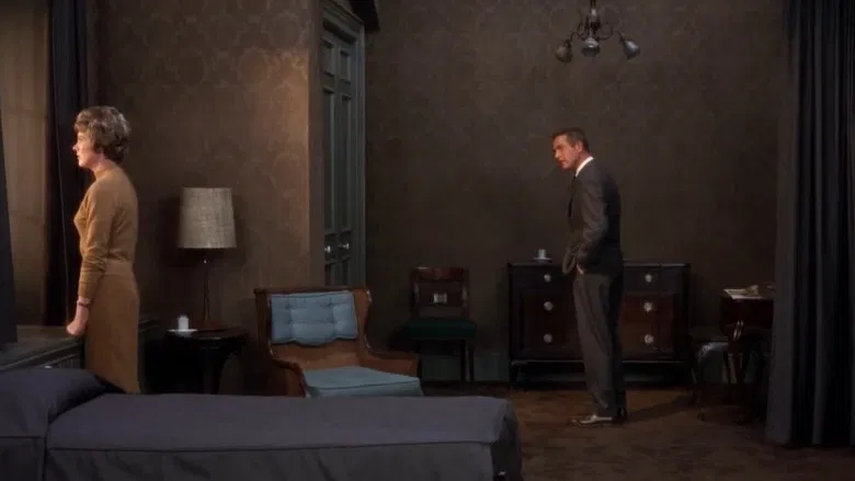 Torn Curtain screenshot 2