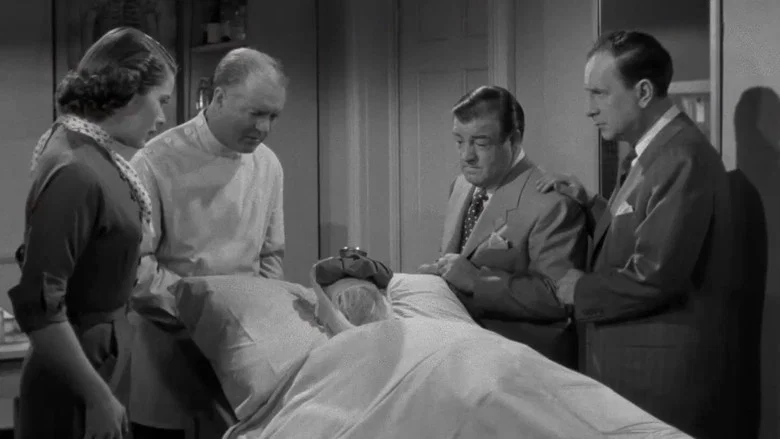 Bud Abbott and Lou Costello Meet the Invisible Man screenshot 7