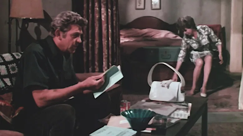 The Strangers in 7A screenshot 3