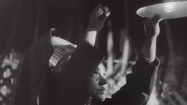 Three Songs About Lenin screenshot 3