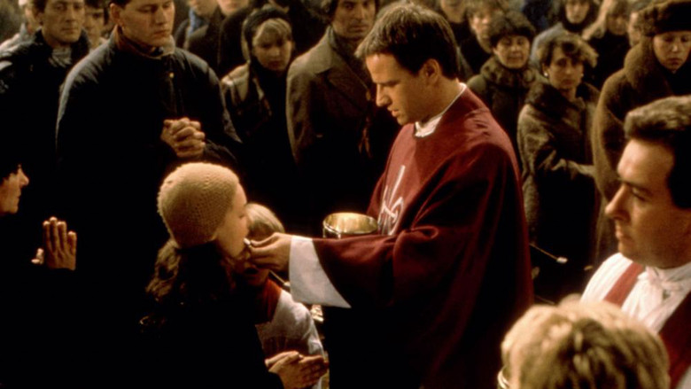 To Kill a Priest screenshot 3