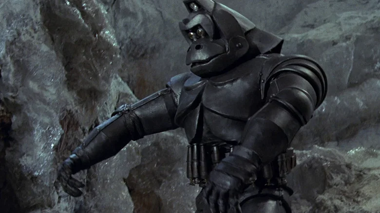 King Kong Escapes screenshot 1