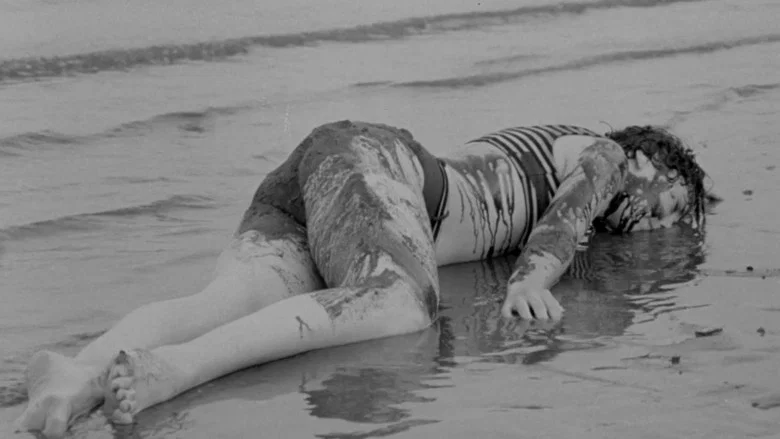 The Horror of Party Beach screenshot 1