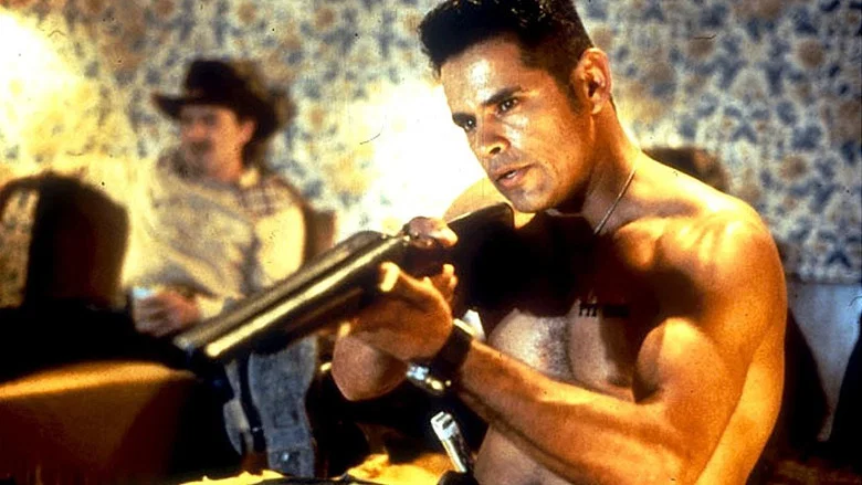 From Dusk Till Dawn 2: Texas Blood Money screenshot 7