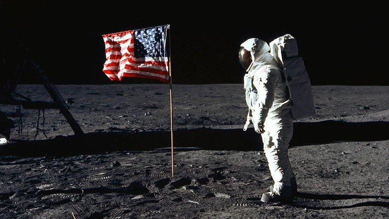 A Funny Thing Happened on the Way to the Moon screenshot 1