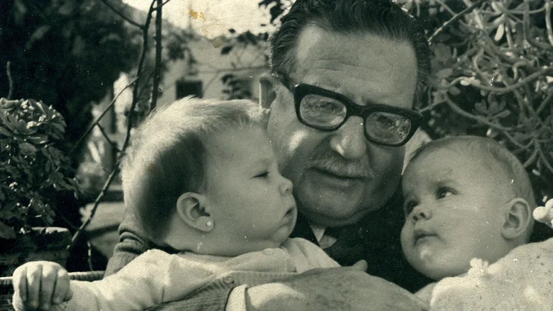Beyond My Grandfather Allende screenshot 1