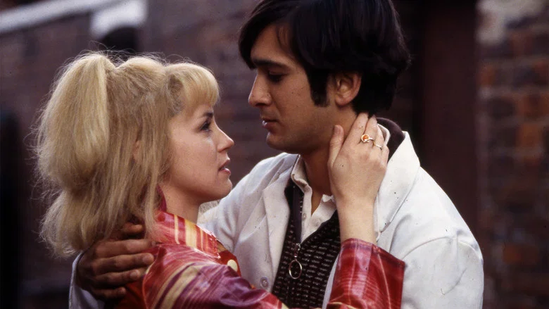 East Is East screenshot 1