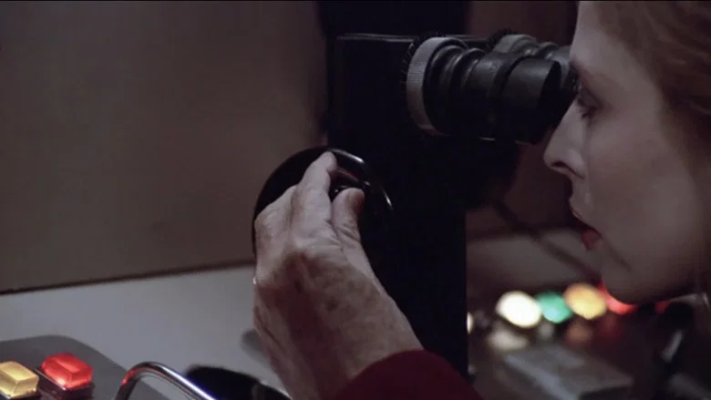 Eyes Behind the Wall screenshot 7