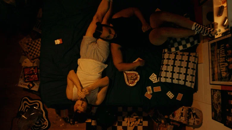 Neither Yes Nor No screenshot 1