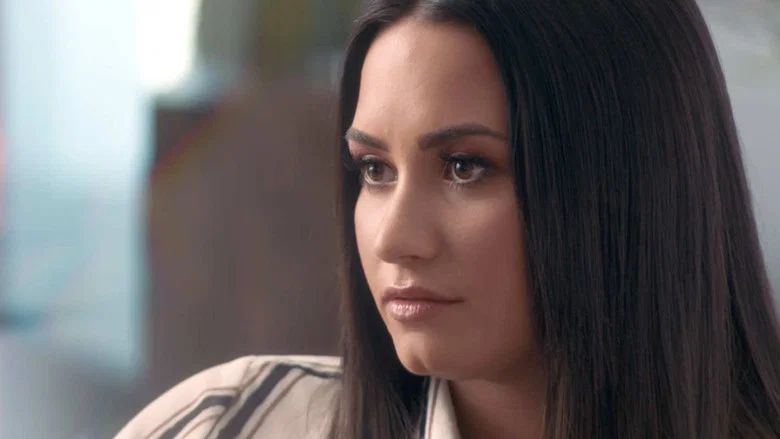 Demi Lovato: Simply Complicated screenshot 4