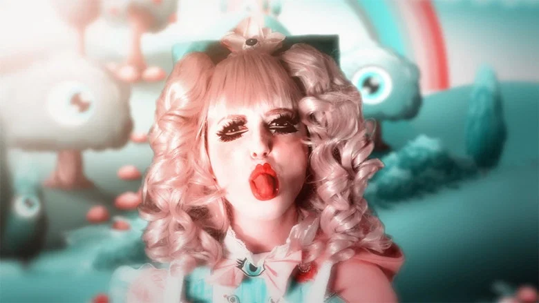 Eyes To Me screenshot 1