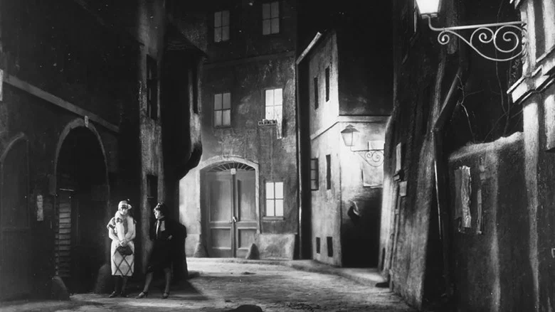 Joyless Street screenshot 1
