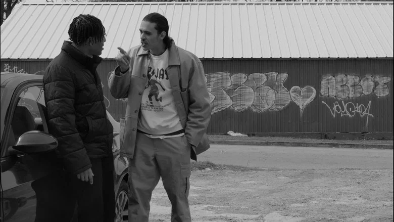 Three Wrongs & Mrs. Right screenshot 4