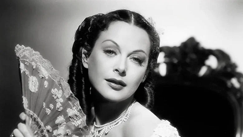 A Lady Without Passport screenshot 5