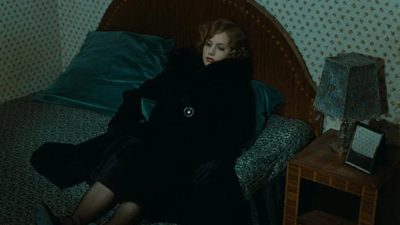 Violette Nozière screenshot 6