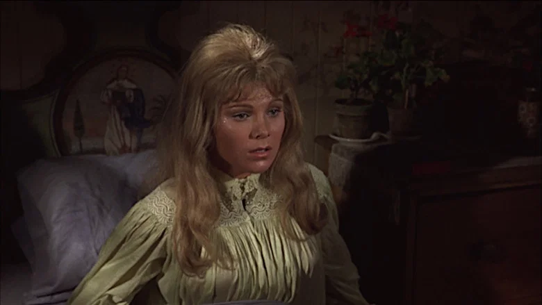 Frankenstein Created Woman screenshot 7