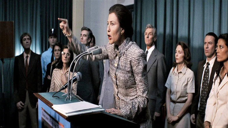 Simone: Woman of the Century screenshot 5