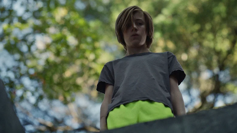 John and the Hole screenshot 3