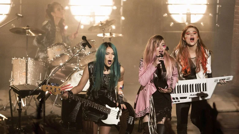 Jem and the Holograms screenshot 2