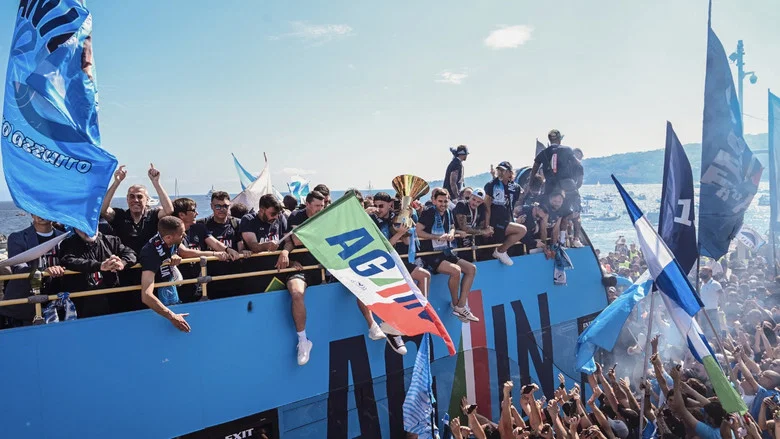 AG4IN - Il film del quarto scudetto del Napoli screenshot 1