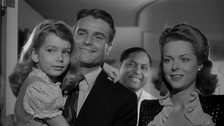 The Curse of the Cat People screenshot 7