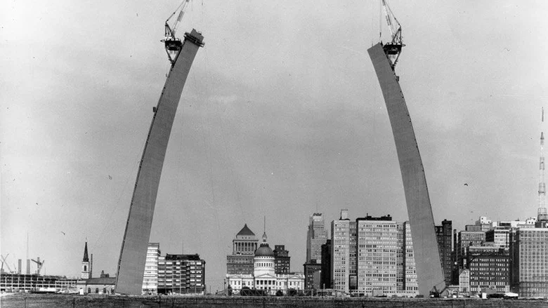 The Gateway Arch: A Reflection of America screenshot 2
