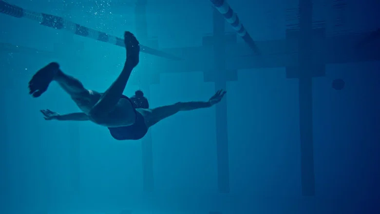 12 Feet Deep screenshot 4