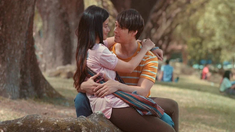 Alone/Together screenshot 1