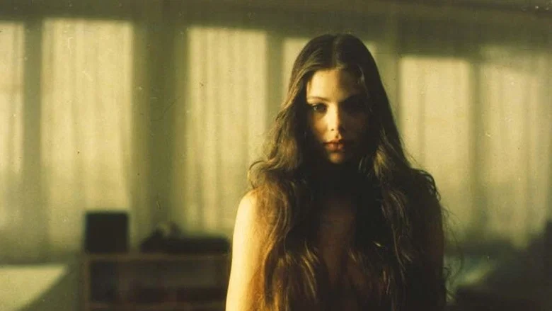 The Last Woman screenshot 2